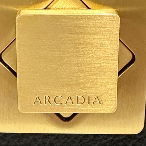 Arcadia Trapeze Pebble Leather Compact Grab Handbag Black NWT - Picture 6 of 15